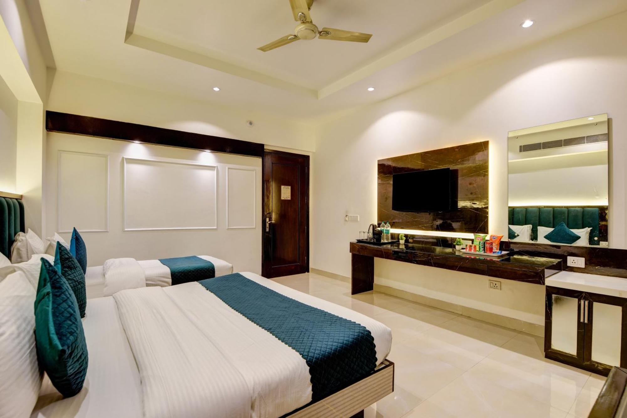 Hotel Krishna - By Rcg Hotels, Centrally Located, ניו דלהי מראה חיצוני תמונה